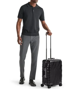 London Luggage Spinner (4 Wheel) | Hardside Luggage-19 Degree Frame International 4 Wheeled Carry-On 55cm - Black Texture