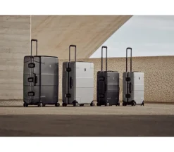 Victorinox Spinner (4 Wheel) | Hardside Luggage-LEXICON Framed Series Global Hardside Carry-On - Black